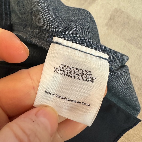 Tory Burch Women’s Elise Zip Denim Mini Skirt (Size 10) - Picture 7 of 9